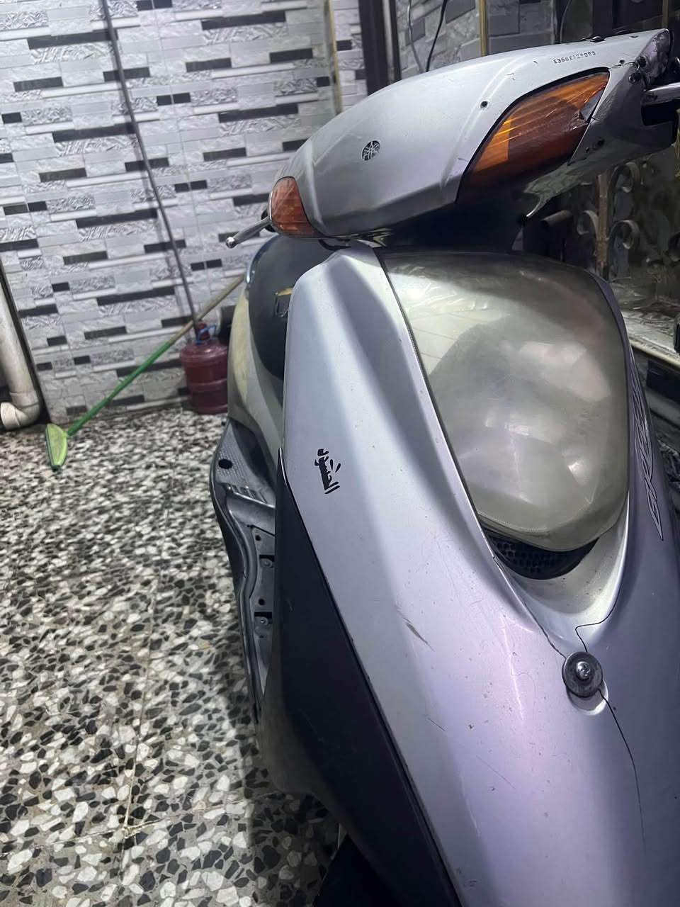 بريز للبيع سعرها مناسب 💸400وبيها مجال حك جيه كهربائيات كلها شغاله مكينتها تخبل تجي وتفحص رقم هاتف📞📱***********
