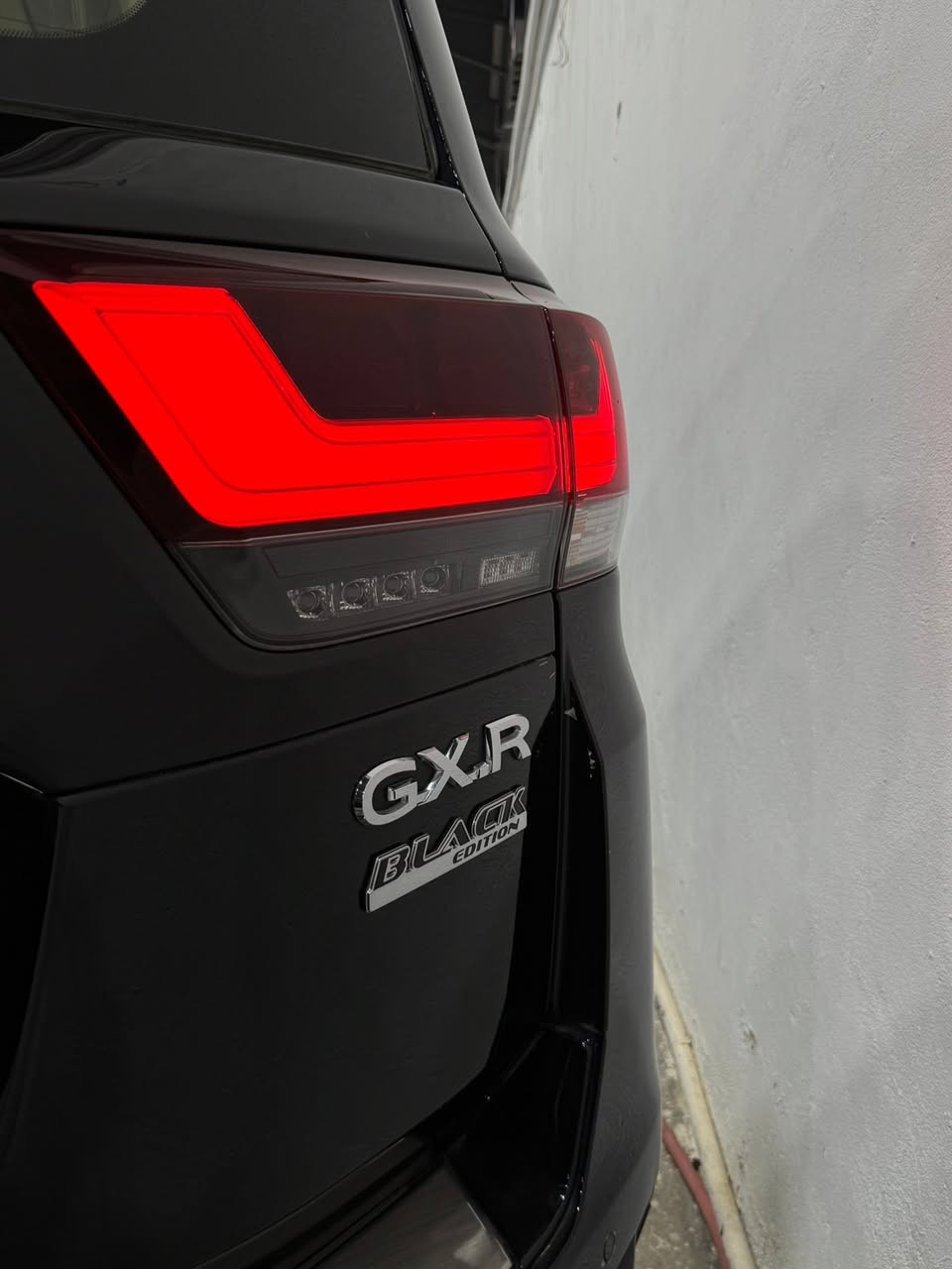 🚙🔥 تويوتا لاندكروزر 2024 GXR Black – وكالة SAS 🔥
✅ موديل 2024
✅ فئة GXR Black
✅ محرك 4000
✅ وكالة SAS
✅ ماشية فقط 26,800
✅ مغلفة PPF
✅ كتلوكات بصمات وعدة كلة جاهز

سيارة جديدة واستعمال بسيط ونطيفة 
وبعدها تحت الضمان والصيانة المجانية .

📍 متوفرة لدى محمد الخزعلي لتجارة السيارات
بغداد – الكاظمية – جكوك قرب مرور الكاظمية

📞 للاستفسار والحجز:
***********

🔥 عداد قليل + تغليف PPF + فئة مميزة… فرصة تستحق المشاهدة!
