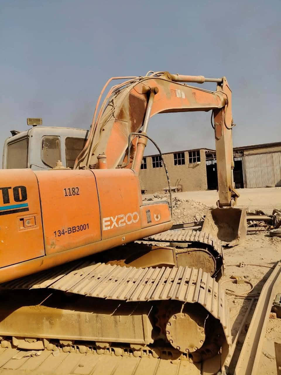 حفارة هيتاشي EX200 موديل 2000 للبيع
حفارة Hitachi EX200 موديل 2000 للبيع.
📍 المكان: بغداد
🔹 رقم واسط
🔹 المكينة شغالة ومضبوطة
🔹 المكينة مكفولة
🔹 المضخة مكفولة
🔹 جميع الحركات شغالة
🔹 الزناجيل نص عمر
🔹 الجب ملحوم وشغله مضبوط
🔹 الآلية جاهزة للعمل
💰 السعر: 150 ورقة
📞 ***********
، والآلية تنفحص أمام المشتري. المكينة متروكة صار شهرين
