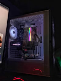 pc للبيع فقط الكيس الموقع: بغداد المواصفات: GPU:GEFORCE RTX3060 CPU:IN...