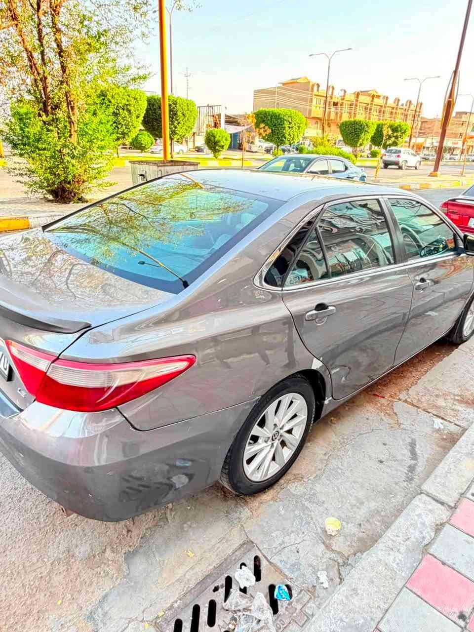 السلا عليكم للبيع كامري 
موديل 2017 أمريكي 
حادثها حاملغ خلفي 
وبابين بخ بدون حادث
بدون لغود وشواصي لسياره نضيفه 
السعر 135 
***********
