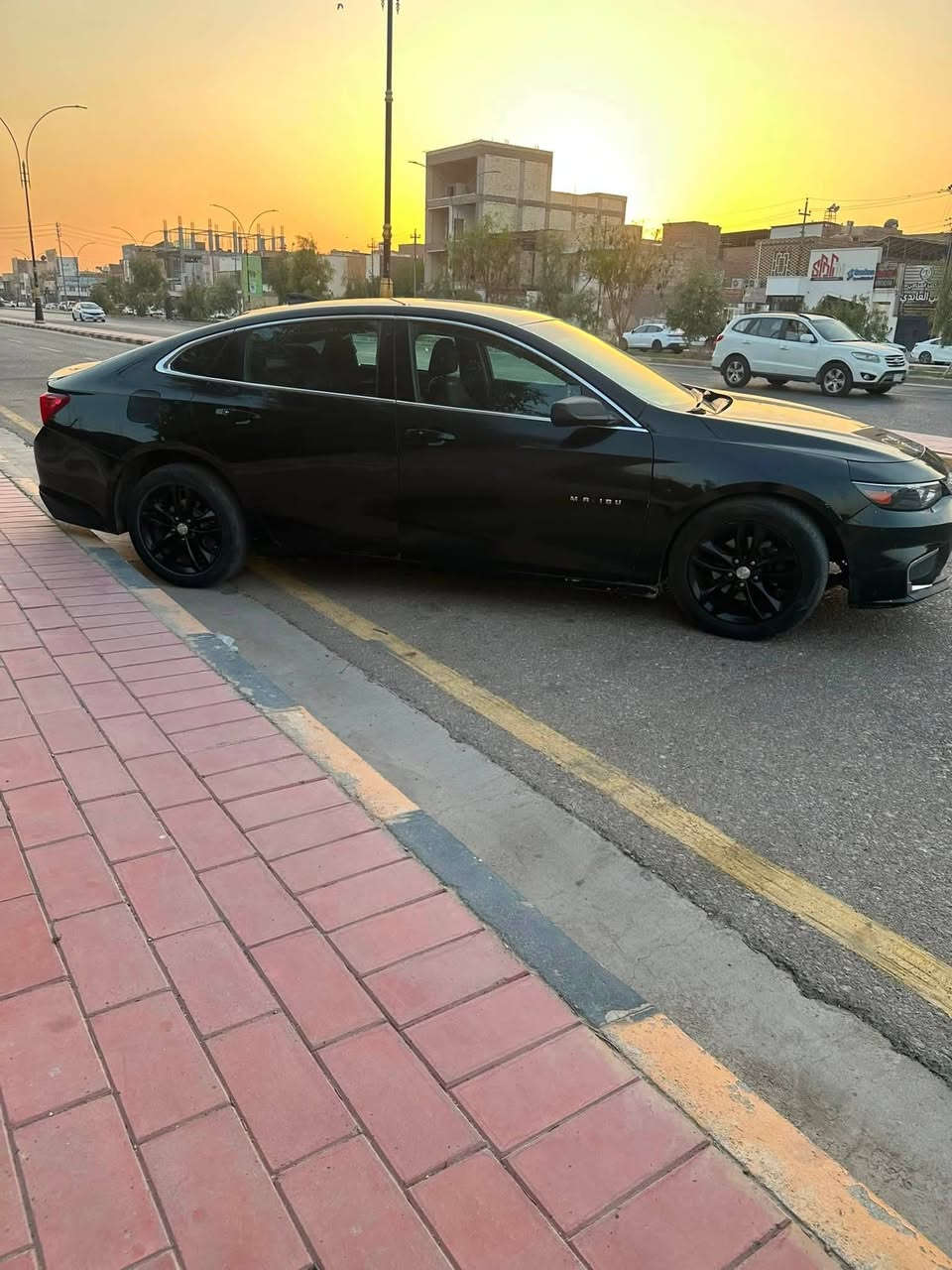 By LT2/2018  𝐂𝐇𝐄𝐕𝐑𝐎𝐋𝐄𝐓 𝐌𝐀𝐋𝐈𝐁𝐎
RS سيارة‌‎

شوفرليت ماليبو موديل : 2018/LT2 

فئه Rs🔗

اللون : اسود

عداد المسافة : ١٤٠k 

حجم المحرك : 1.5L TURBO (4.سلندر)

‏

WhatsApp.  ***********

عنوان📍 النجف الاشرف 

‎ 

السعر89$‎ 

 تبريد ثلج
‎گير و محرك شرط ✅

✅ ملاحظه :- سيارة  ٣ قطع صبغ. بدون لا شاصي ولا  فخذه 

‎🛑محرك v4 ✈️

‎🛑بصمه تشغيل وابواب وجنطه

‎🛑تشغيل عن بعد ⚡️

‎🛑لدات اماميه نهاري 

‎🛑عدادالسيارة نادر 160 

‎🛑كشن + كهرباء ⚡️ 

‎🛑تبريد قطعتين امامي خلفي 

‎🛑شاشه كبيره تدعم 📲Android Auto/car play

‎🛑خرائط Gps📌

‎🛑كامره خلفيه 📷

‎🛑فول تحكمات ستيرن 

‎🛑كروز مثبت سرعه

‎🛑شاشة ظبط بل دشبول

‎🛑منافذ USP/ 12V /Tip C

‎🛑مانع انزلاق ⛔️

‎🛑ويل كب كروم 

‎🛑حساس اطارا

داخل اسود  🖤 

نظام ستوبنك بريك بيه بلادي💪🏻

رقم بغداد /  مشروع وطني 

🚦😶‍🌫️منظومة زنون اصلي سعره ٢٠٠$  اصلي

تخم تاير جديد قبل ٣ اشهر شاده

* ملاحظة  شراي اتصل ***********
مكان السياره نجف
