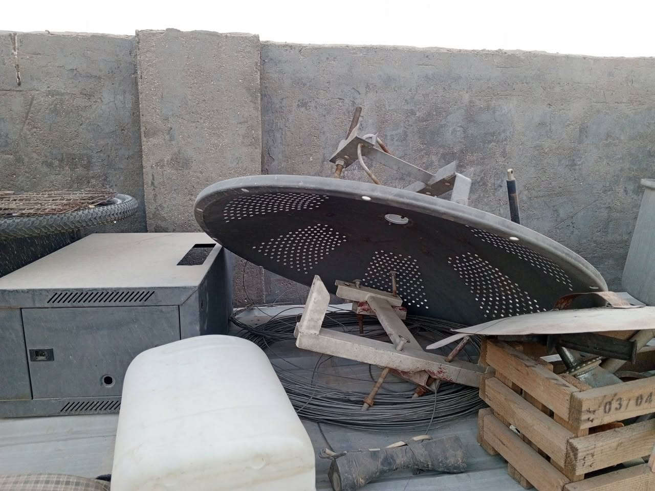 سكتر ubnt زاوية 120 عدد 12
سكتر ubnt زاوية 90عدد1
اومني عدد 1
دش 32عدد 2 
ميموسا عدد 2
روكت xm عدد5
912 عدد8
دش 34 عددا
دش 32 عدد 2 واحد شغال  والثاني الفيدر مكسور 
راك عدد 2

قيم بلي يرضي الله واخذ 
رقم الهاتف ***********.  واتساب
