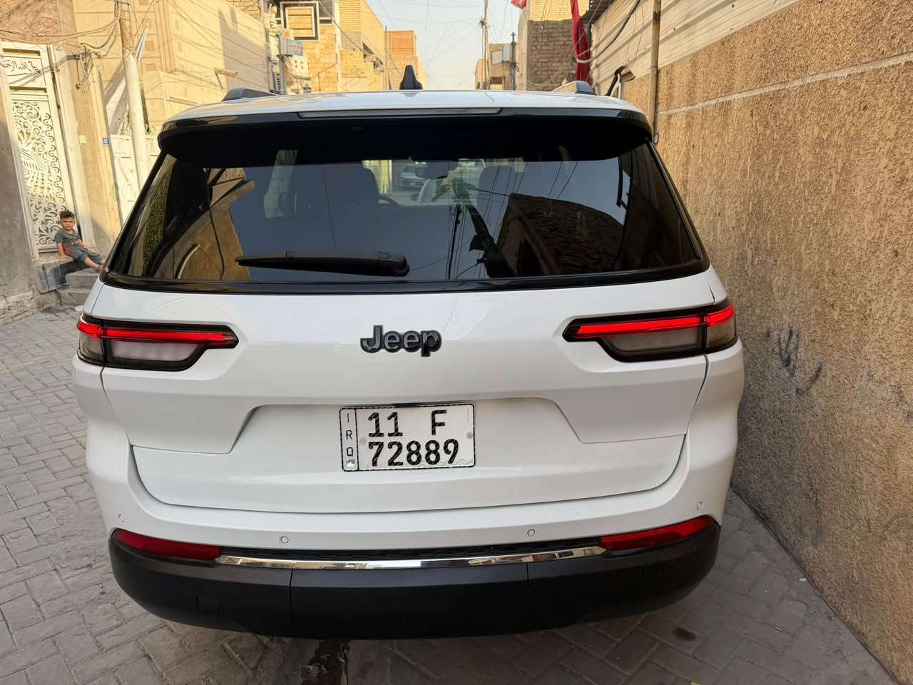 سلام وعليكم جيب وارد امريكي 2024 شهداء وكاله  مواصفات بلاك توب فول ماعد الفتحة 7 راكب جنطه كهربائية رادرات خلفي امامي وجانبية حساس خلفي امامي اشاير بل مري شفتات سيرن بجم كبس لايت زنون اصلي 3 قطع تبريد كشنات جلد وتدفه تبريد وبعد مواصفات صبغ بس قبق جنطة وباقي مكفول كفاله عامه محرك 6 سلندر كير محرك مكفول مكانه بغداد السعر 235 ورقه اعتذر عن المراوس ***********
