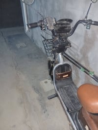 R9 • موديل 2025 • نضيفه