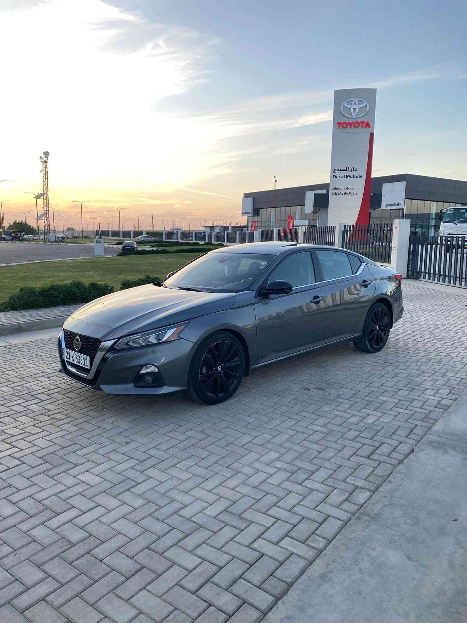 السلام عليكم تحياتي للجميع
⚡NISSAN ..Altima..2022.SR.Plus⚡
⚡نيسان...التيما..SR 2022پلاس فول الفول
....................................
الفئه  SR
موديل 2022
لون سلفر
محرك 2500(تنفس طبيعي)
بصمة تشغيل
ابواب بصمة+ بصمة صندوك
تشغيل عن بعد
هاند بريك بصمة
أوتو هولد (auto hold)
فاتحة سقف (سلايت )
نظام قيادة أليه
رادارات 360° درجة
رادار امامي (توقف ذاتي)+تحديد مسار
رادار جانبي توقف ذاتي
رادار خلفي (توقف ذاتي)
كامره خلفيه
حساس خلفي
كشنات كهربائ
كشنات تدفئة
ستيرن تدفئة
شاشه كبيره (گار پلي)
فول تحكم ستيرن
كروس سرعة (مثبت سرعة)
أشاير مري جانبي
ويل كروم حجم 18
أكزوز رياضي (صالنصات رياضه)
سياره بوضع شركه حادث امريكا فقط تبديل جاملغ وبنيد وكاله شرط الاصلي.    
كير محرك شرط الفحص
سيارة ماشية 95 ميل
رقم سليمانية دولي باسمي  شرط تحويل
السعر 134  بي مجال بسيط
مكان سياره الأنبار فلوجه للاستفسار 
***********
