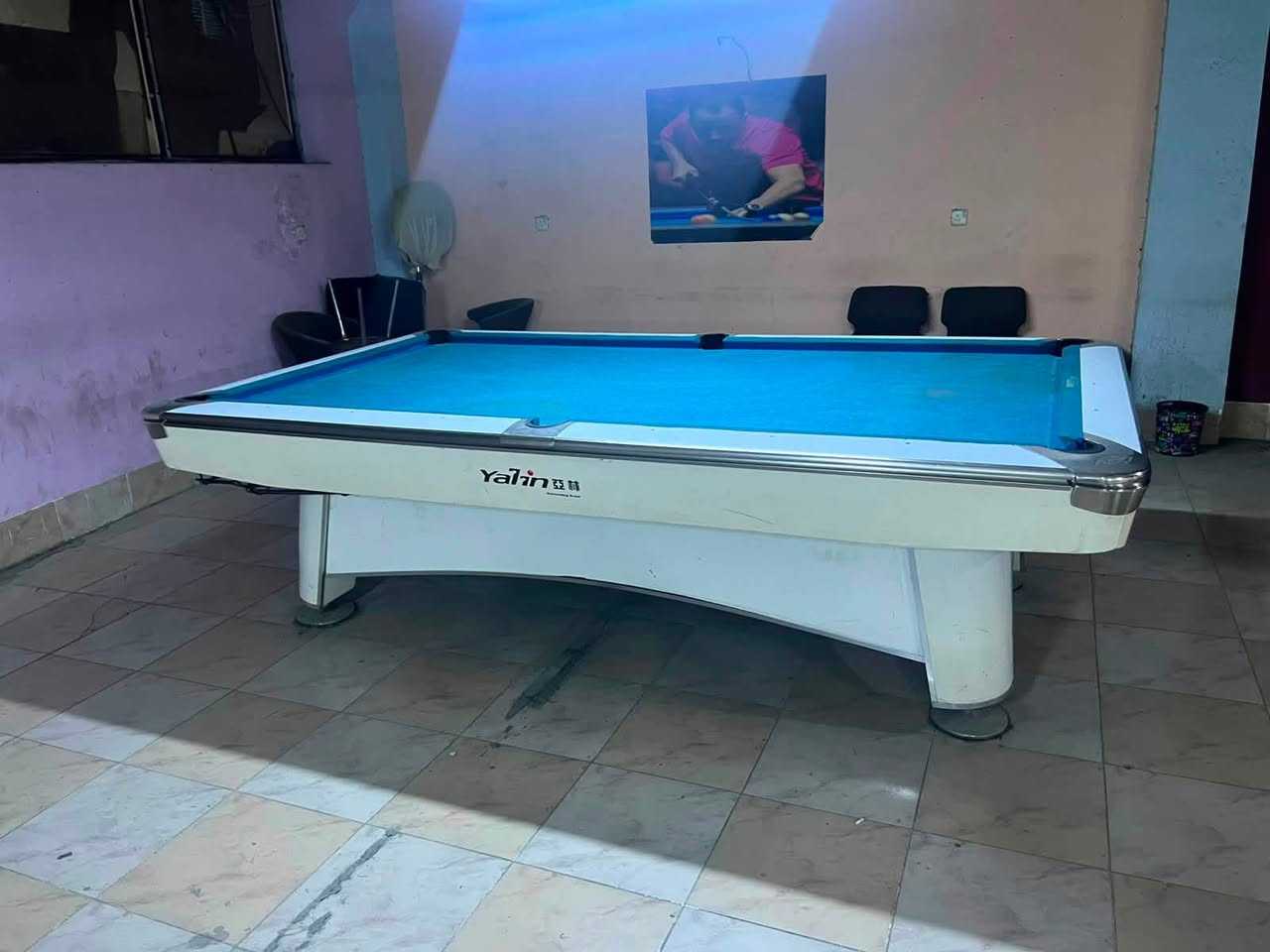 بيع سريع 
يالن نظافة 90‎%‎
كرات بلجيكي + مثلث +4 كيوبات +باكيت جوك 144
سعر 11 ورقة
مكان اربيل
***********
***********
