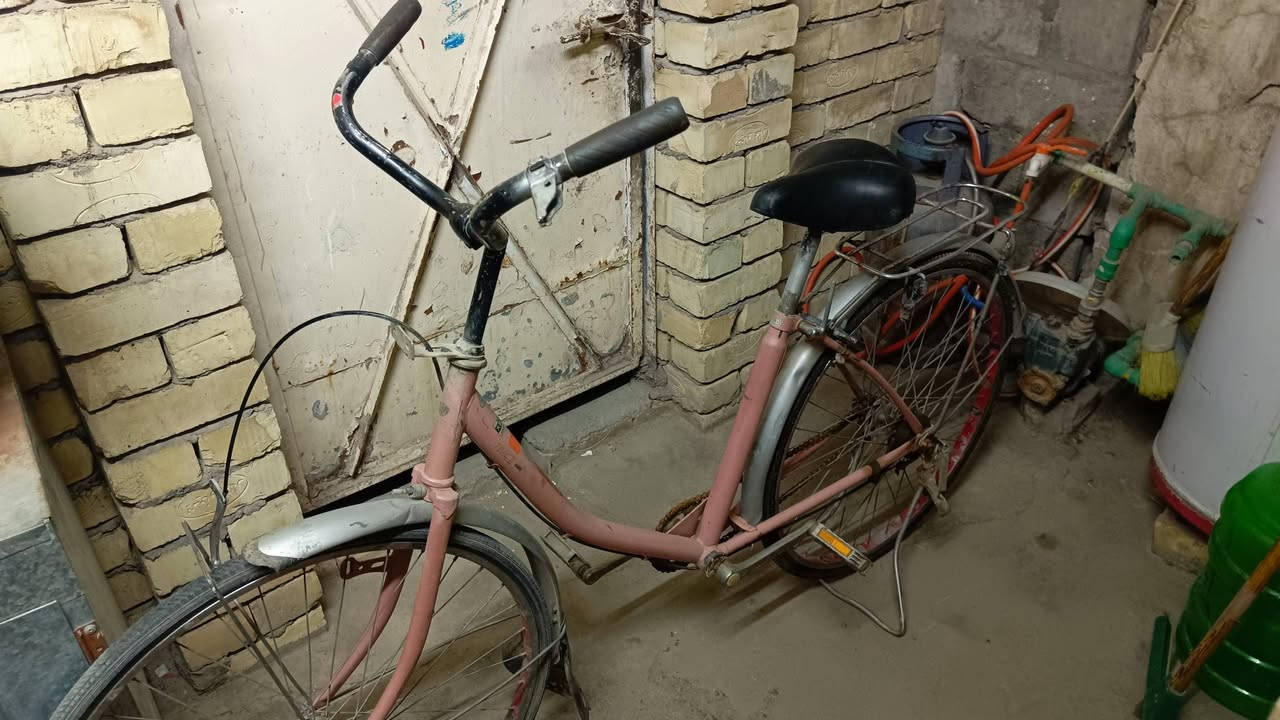 🚲 بايسكل إسلامي بناتي حجم 26 للبيع 🌸
مرتب وحلو، ناقص بريكات.
💰 السعر 45 ألف بي مجال
📍 حي الفرات، شارع رسمية أم الغاز
🔍 الفحص متاح
📱 واتساب فقط: ***********
