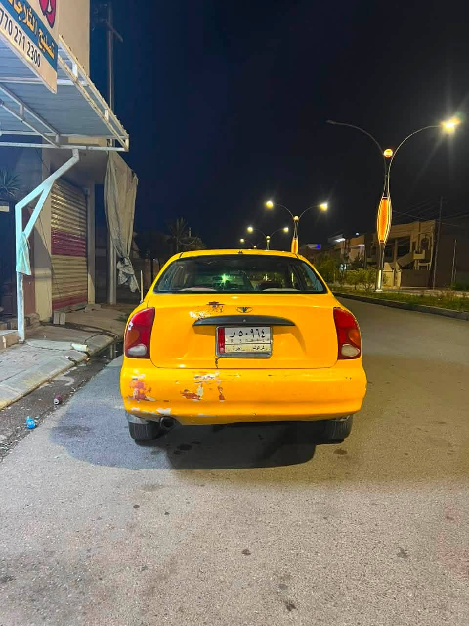 دايو لانوس موديل 2000 رقم كركوك مشروع وطني 
محرك 16 بيها بطاقة بنزين 
باتري جديد حدادية صدر امامي خلفي جديد
عنابير جدد لايتات جدد 
سيارة حلوة وكاعدة مال شغل 
سعر 26 وبيها مجال 
***********
