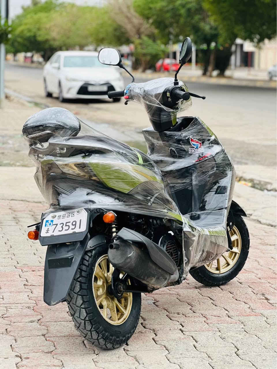 ماكس • فراشة • زيرو