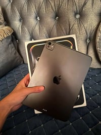 آيباد برو M4 • ٢٥٦ • فول نظافة