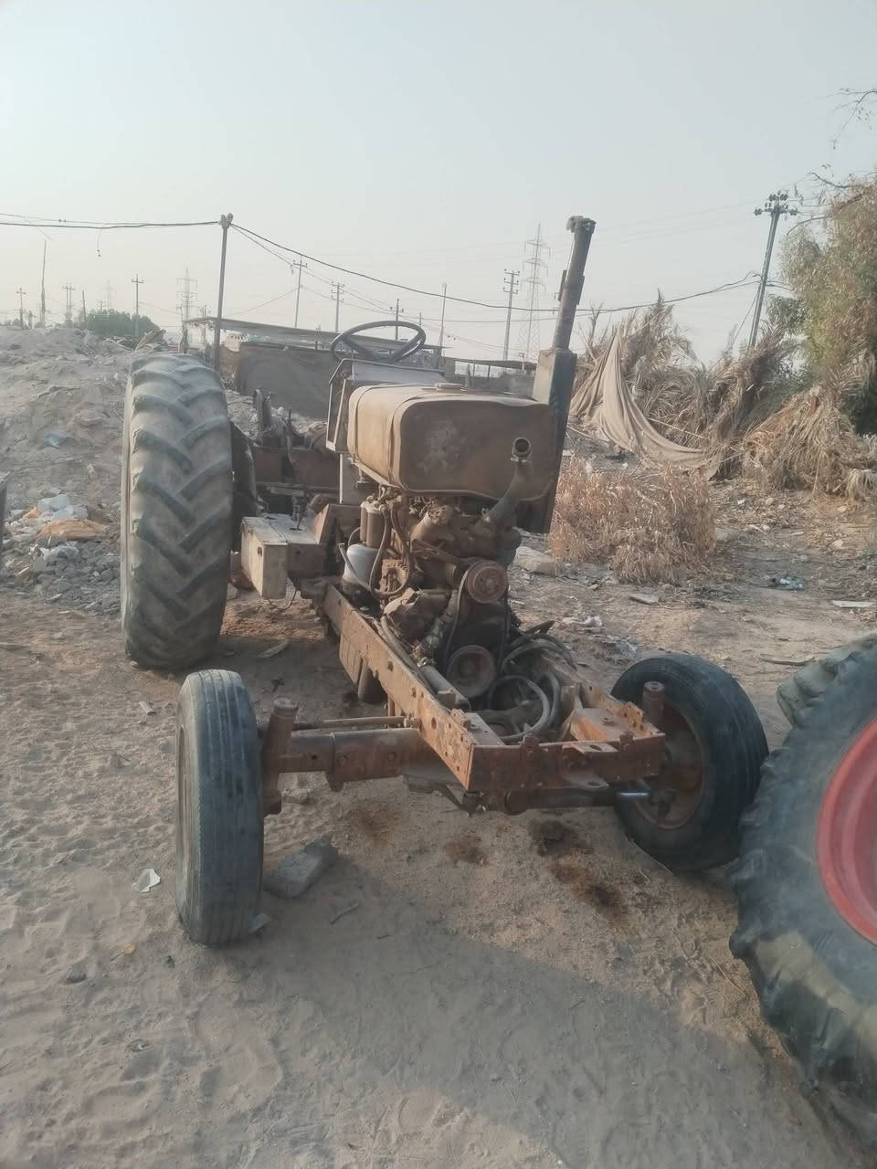 سلام عليكم متاح عنتر 80 محرك بي تبخير قليل باور ستيرن دنفص بدون راديتر وبدون سلف بدون دينمو كير واكسن هيدروليك شرط عنوان نجف  التفاصيل اتصل  ***********
