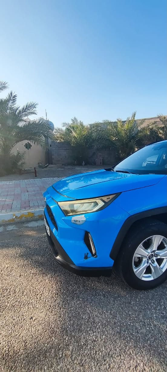 راف فور ٢٠١٩ xle
كامل موصفات بيه صبغ قطعتين سونار سيارة موجود ويه منشور 
بيع مستعجل ١٦٥ $وبيه مجال بسيط 
 رقم تيلفون ***********
اكرر سونار موجود بالمنشور وبيه كل تفاصيل
