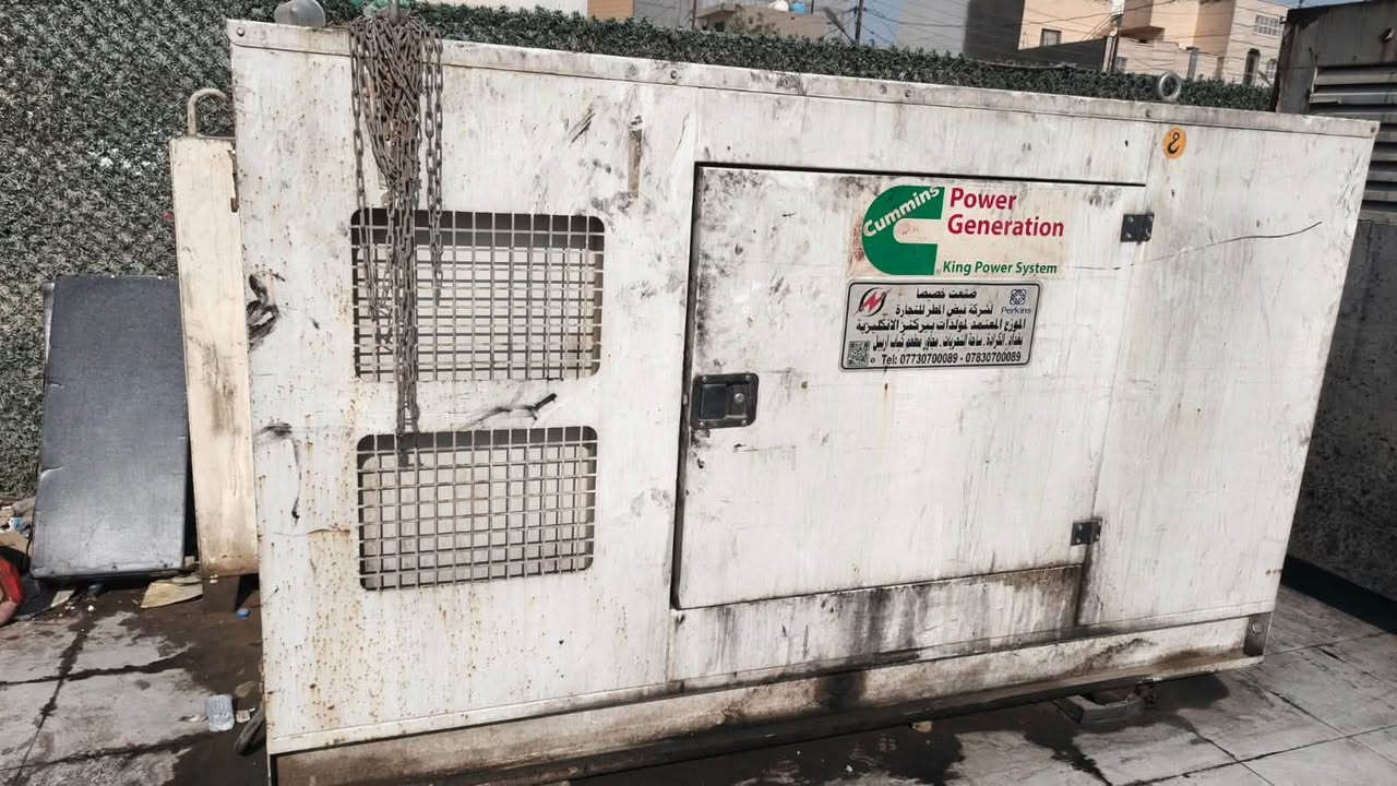 مولد كمنز 60kv كاتم نظيفة مامفتوح بيها برغي  صيانتها كل 120 ساعه ابدل دهن وفلاتر 
مشتغله 5555 ساعه 
كاز اديرلها من المحطة يعني مو منتوج لو مضروب 

رايدها 7 ملايين وياها تانكي كاز الف لتر 
مكاني دورة ابو طياره 
***********
