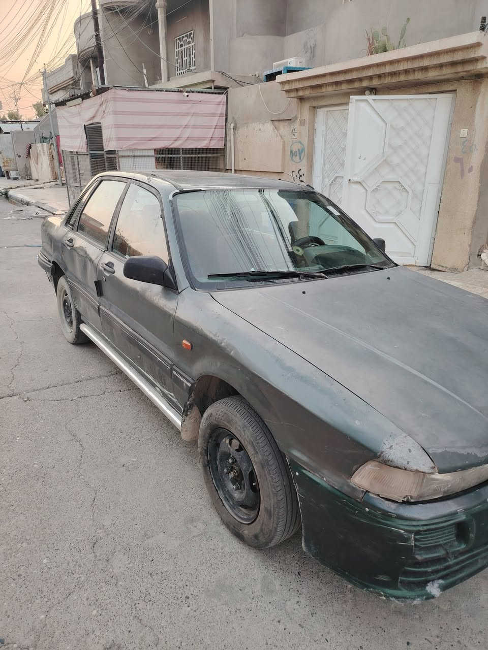 متسيبوشي كلاند 88 رقم ألماني كير محرك شرط بدون ضربه كابون بانزين
رقم الهاتف ***********
