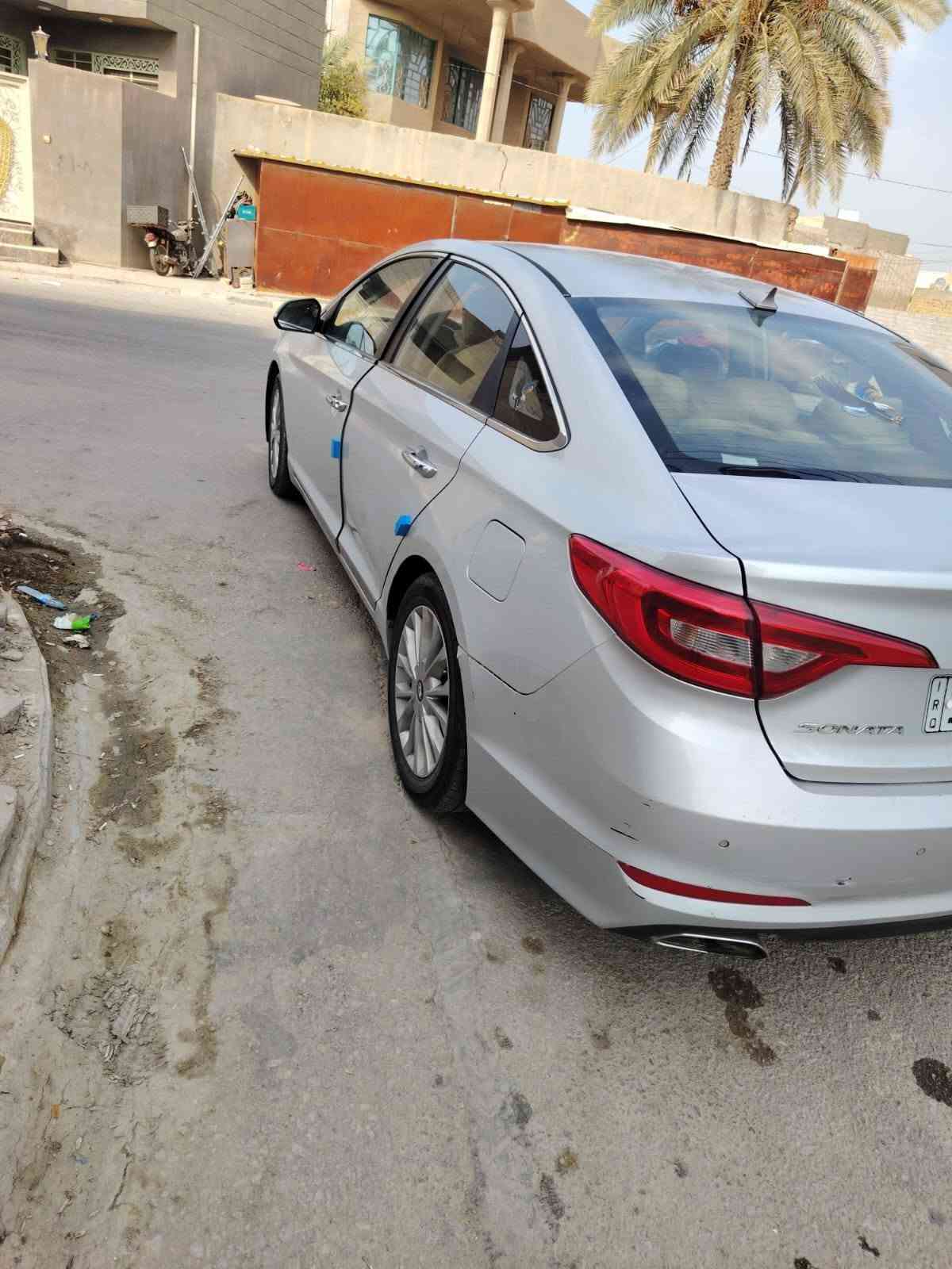سوناتا 2018 وارد كوري خط واحد اصل بنزين بيها بس باردين وتعديل بدون قطره صبغ والباقي كفاله عامه رقم بغداد دولي اوتوماتيك فول عده الفتحه  محرك 2400 GDi السعر 120 الاستفسار اتصل بل رقم ***********
