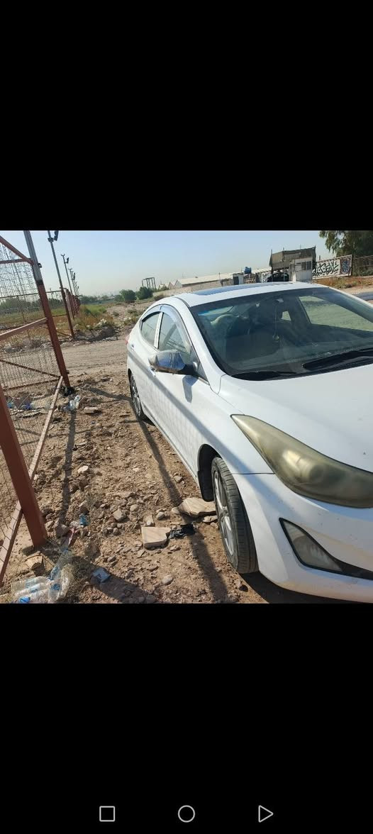 هونداي النترة 2016خليجي رقم بغداد بسمي مكفولة ماعدى رصعات كما موضح بصورة تبريد قطعتين اشاير بلمري بانو راما أمري شفط كشنات جلد وكهرباء مكان سبع لبور *********** سعر 122 وبيهة مجال لطيبين
