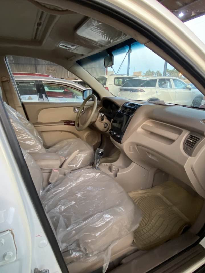 كيا سبورتج ٢٠١٠ خليجي فول مواصفات كفالة عامة جديدة السيارة كير ومحرك وحدادية وتبريد جاهزة من كلشي نظيفة جدا على وضع الشركة رقم اربيل الماني تحويل او وكالة السيارة جاهزة من كلشي سونار بالمنشور السعر ١٢٥ وبيها مجال مكاني كربلاء ***********. اسيا.
اثير‭***********‬
