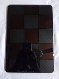 ايباد باد6S برو • 512 • نجف