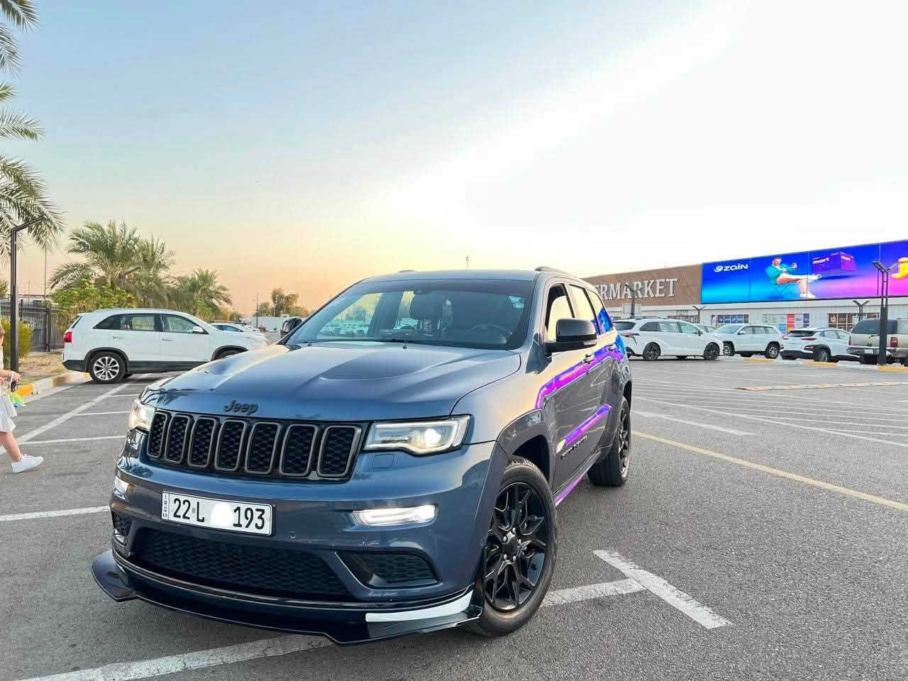 السلام عليكم
جيب كراند شيروكي S
2021 محرك V6 3.6
دفع رباعي 4x4
كشنات جلد
بنوراما
تدفئه تبريد مقاعد اماميه
تدفئه وتبريد استيرن
نقاط عمياء
رادار خلفي
مواصفات الS متخلص هذا مختصر
استفسار خاص

***********6📞
