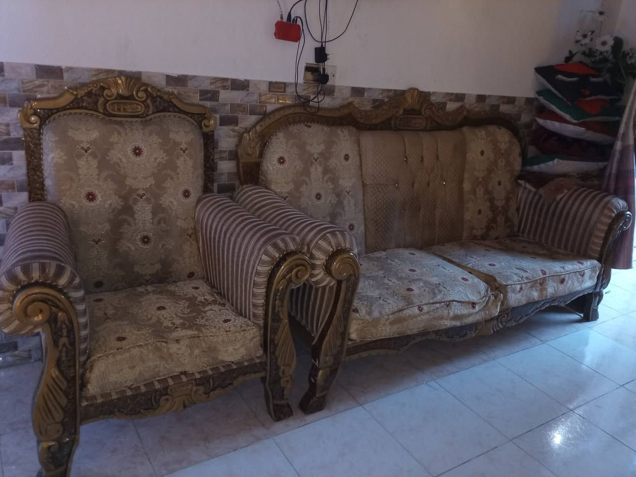 صوفا • بيع مستعجل • حي السماح