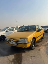 بيجو GLX 405 موديل2017 رقم انكليزي السيارة جاهزة من كل شي ومابيها اي ن...