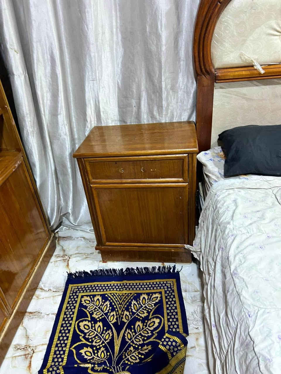 غرفة نجارة • دوشك اسفنج • تحتاج تصليح