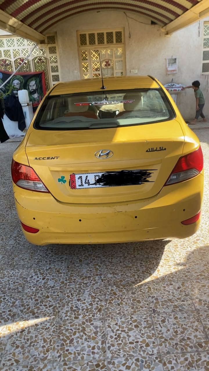 سلام عليكم اكسنت موديل٢٠١٣كير كفاله مكينه مفتوح تخم تاير جديد تبريد فول حداديه فول مكان ميسان رقم لهاتف***********
