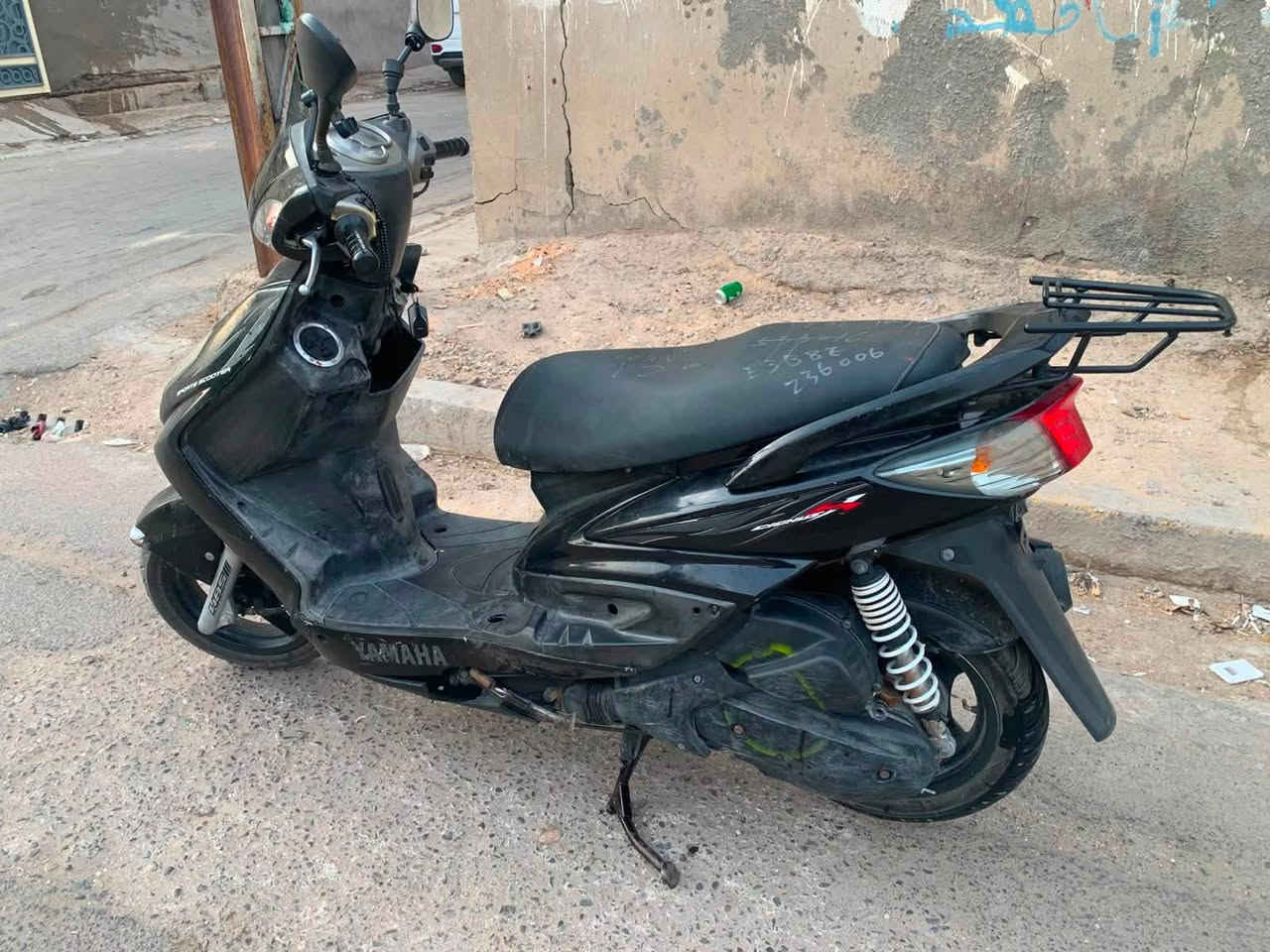 السلام عليكم 👋🏽.!
سكنس فخل للبيع 💸
نوزل خطين
دراجه خير من الله شلعه ومعدل 
مال جناي الدراجه كلها بلاد كفر ومكينه
اخوان مكلف بل نشر 
هـ ***********
