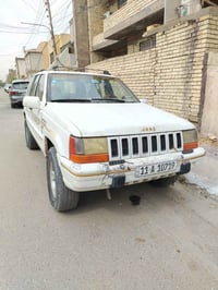 جيب شيروكي • ١٩٩٥ • تحويل مباشر