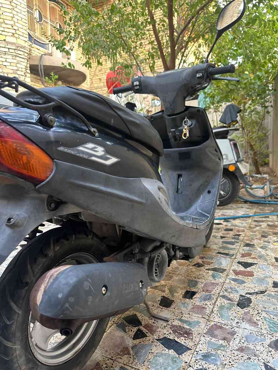 دراجة يوماها 9 زروف وكيل صالي 7 اشهر من اخذتها استخدام قليل جدا 

سعره 750 وبيها مجال 

 ***********
