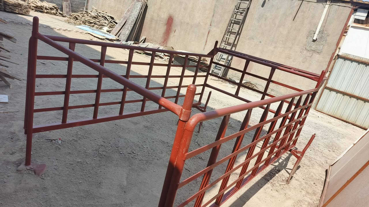 السلام عليكم محجر كيه نثيه لبيع رتفاع 85جديد مكاني بغداد ستفسار تصل عله رقم ***********4

