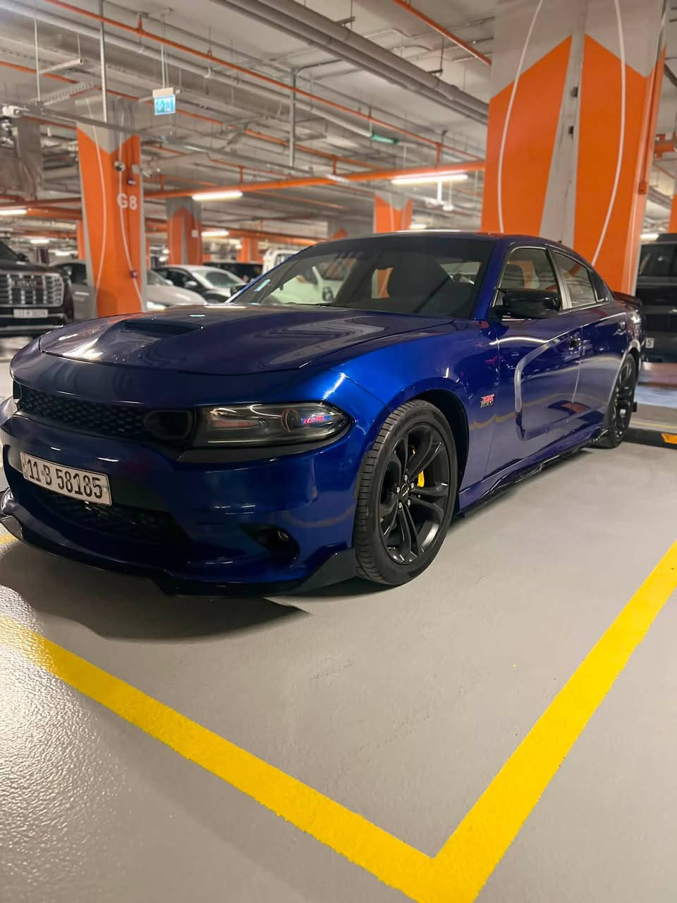 جارجر2021 super track pack
السياره بدون ايرباك
🛑مكينه هيمي 5700cc
🛑شفتات سترين
🛑شاشه كار بلي
🛑مازدات لد متغير
🛑تدفئه بالكشنات والستيرن
🛑عليها اويل كاج كان
🛑السياره عليه كت كامل هيل كات
🛑برمجه مصطفى ايكل سفتي وستوك 
🛑السياره مفرغه ودبات سود صوت الكزوز يخبل
🛑عليها بلكات ريسنك اصلي 
🛑ولف حماوه ريسنك
🛑فيول بم ريسنك 
🛑سماعات الباين 

 اخوتي الاعزاء السياره اني جناي وسيارتي عزيزه وكامل للاخير برغي مبيها نقص عبوه بانزين جديده بلكات جديده راديتر جديد وتخم تاير قبل سبوعين شادهن صدر امامي صار اقل الشهر شاده وتجي وتشوف بعينك وشرط تفحص سونر 
حادث السياره قطعتين تبديل وثنين صبغ
ماشيه ١١٣ كيلو
السعر
215وبيها مجال مكان السياره بغداد الزعفرانيه
***********
