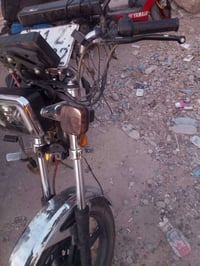 شاينك موديل شاصي  2023 غراضه مكينه 2026 صاله 3 شهر من منزله دراجه زيرو...