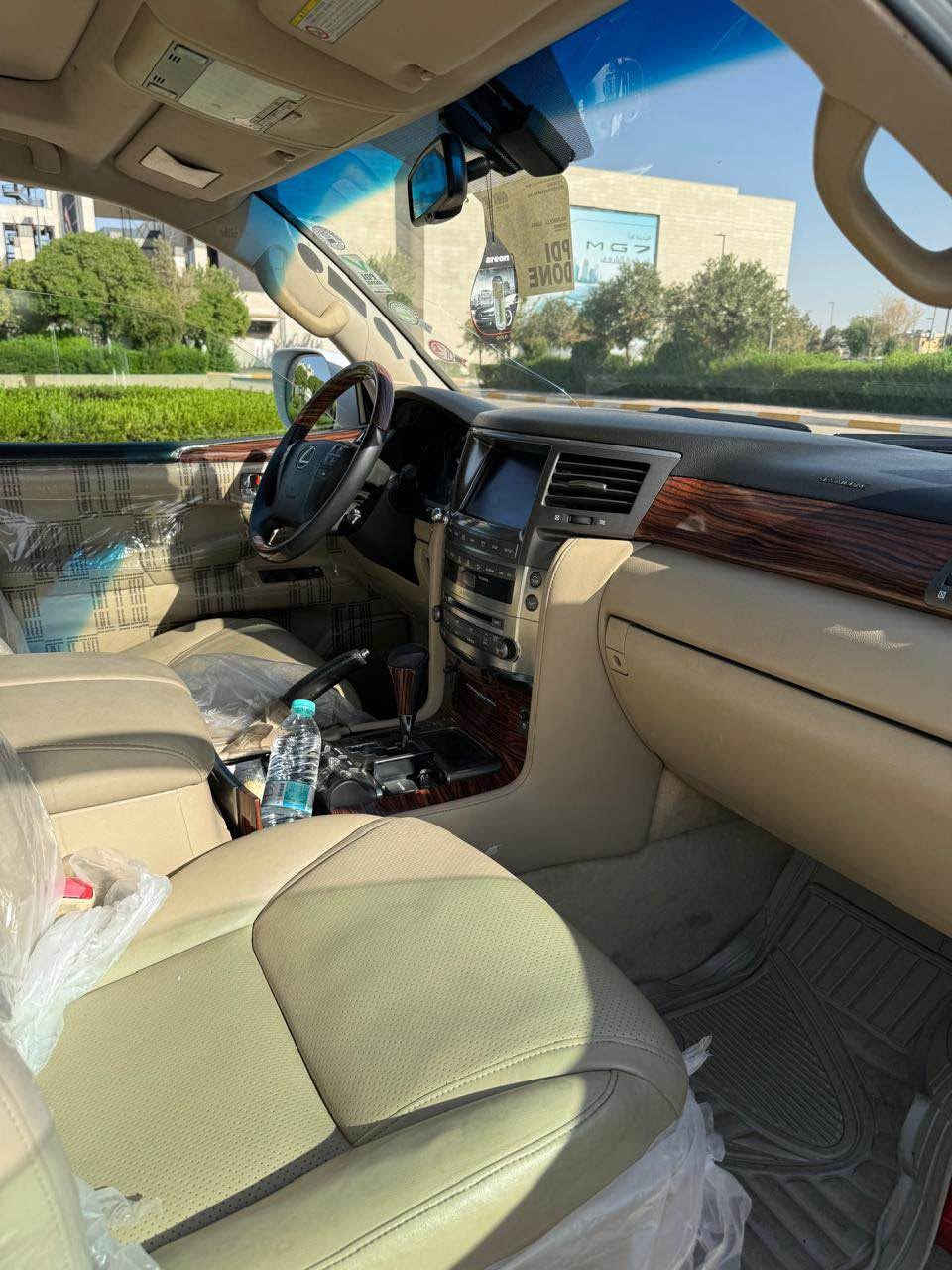 لگزز موديل ٢٠١١ بريمي فوول فوول تةنها يةك پارچة سبوغة بي داخلي بي ارباگ گير مةكينة كارةبايي تةبريد هةموو شتي بةشةرت سةنةوي هةزة هةموو نوية جةگ چوپ هةمووي بةشةرت نرخ ٢٥٨ شوين هةولير ***********
***********
*********** أربيل, العراق
