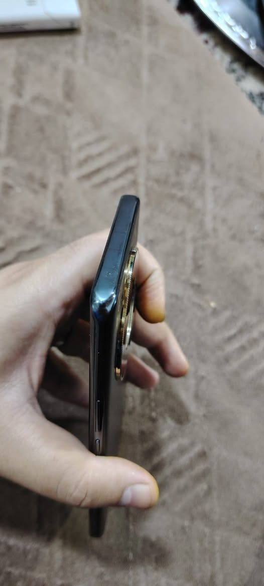 هونر X9b • ٥٨٠٠mAh • ١٢+٨ رام