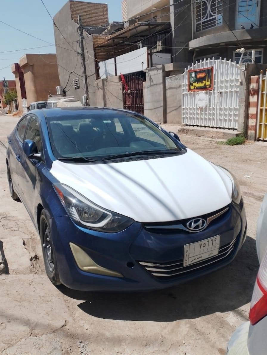 2016 امريكي كير مكينه كفالة حادثها كما موضح بالصور دعامية وطخة خفيفة بالجاملغ راجعة ع البارد بدون صبغ السيارة كلين خير من الله حدادية صدر تخم تاير ويل عادي تبريد ثلج تحكم جهة وحدة تحويل ثاني يوم مكان السيارة بابل ***********

