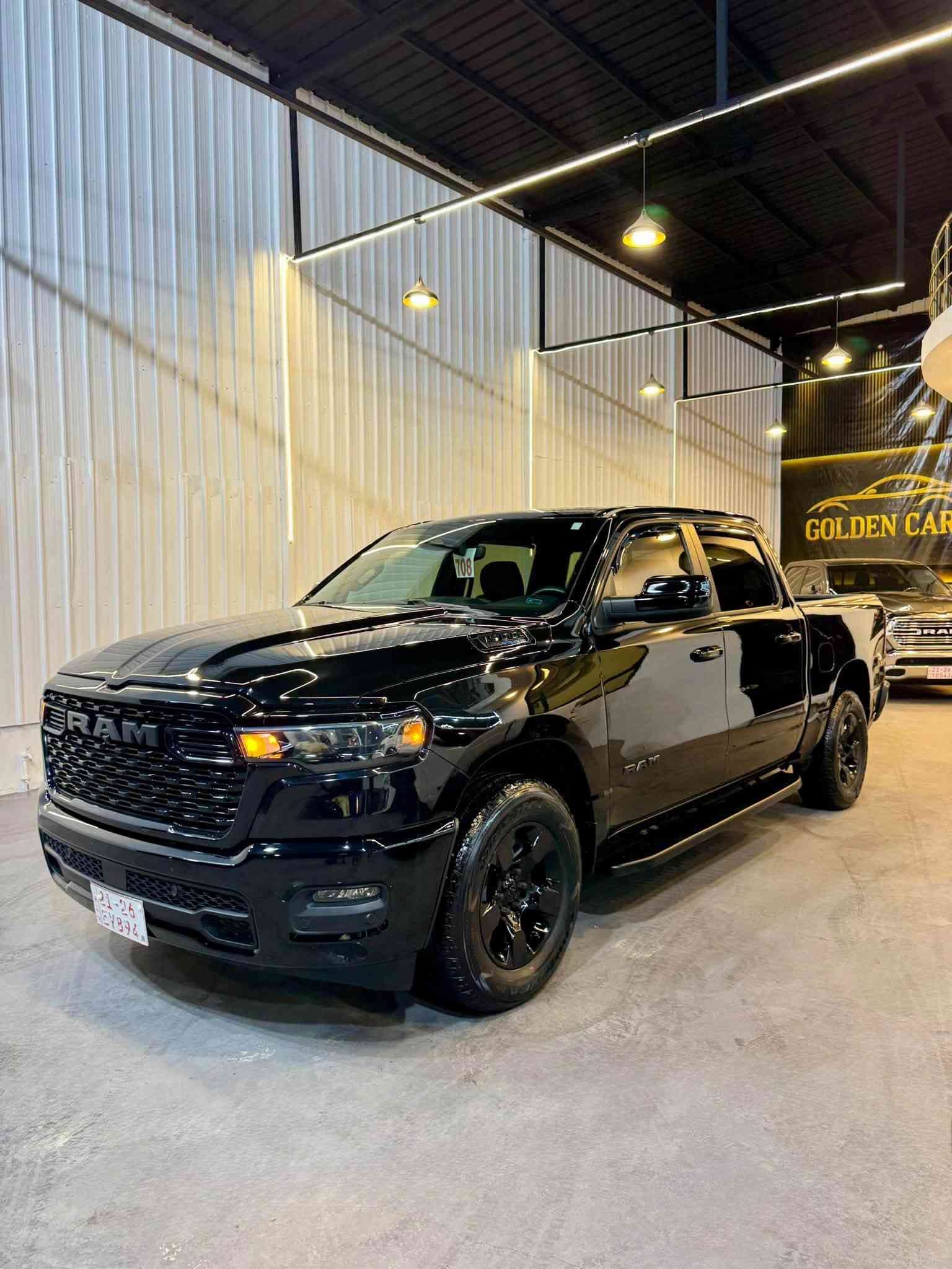 RAM 2025
رام موديل 2025
بودي قصير باب كبير
محرك 3.6  V6 ايتورك 
ماشيه 20 الف
شاشه كامرا 
بصمة تشغيل عند بعد
رادار امامي و خلفي
نقطة اعمياء
بدون صبغ 
جامرلغ و باب تبديل بلادي 
بدون دواخل بدون ارباك
يترقم شمالي شرط الترقيم 
السعر//  295
عنوان كركوك شارع المعارض 
***********
