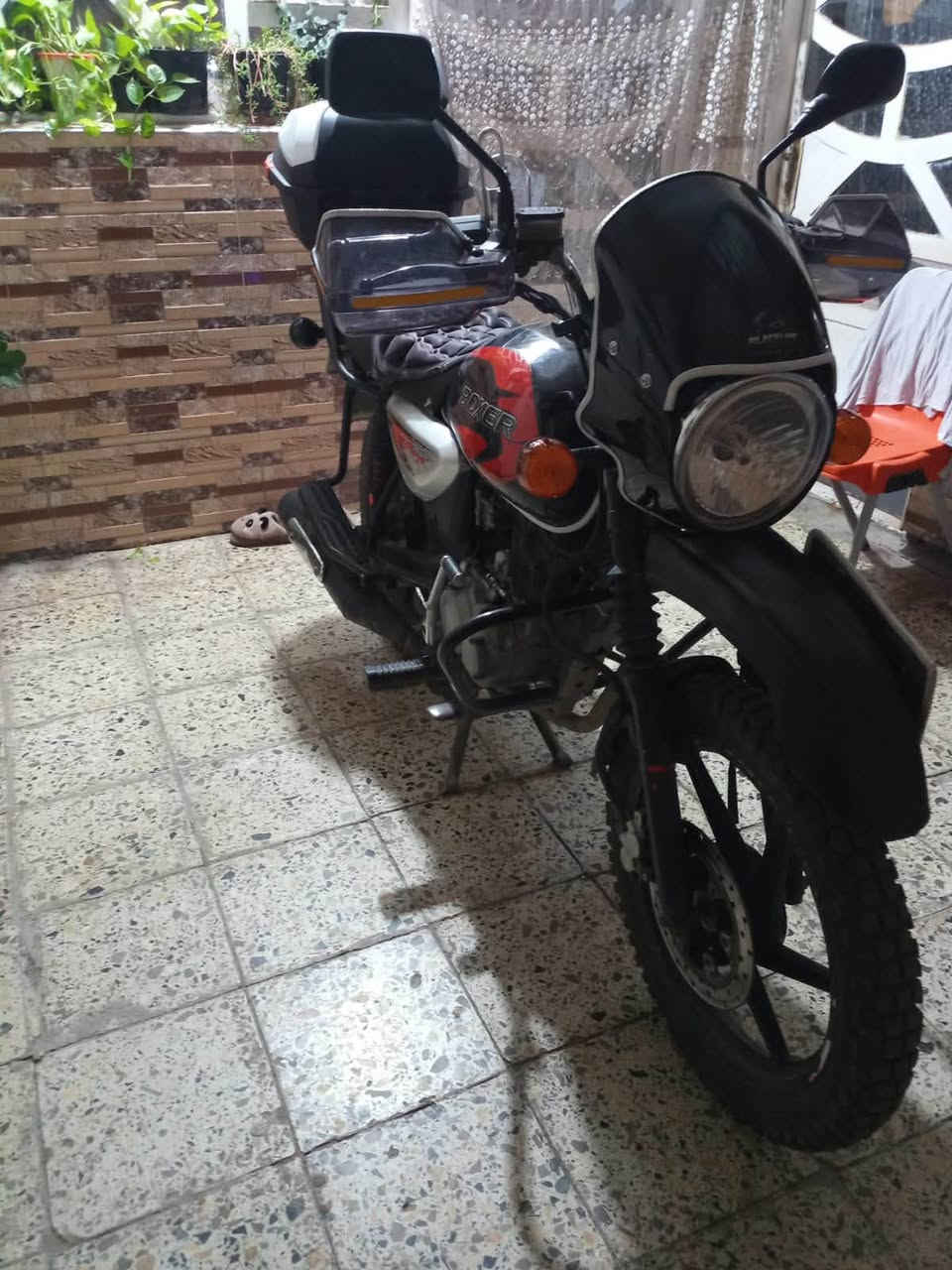 السلام عليكم ورحمة الله وبركاته
دراجه بوكسر موديل 20 نازله ب 21
دراج مال دوام اروح بيه واجي اكفلك مكينه وشاصي المكينه مفتوحه قبل بيه ملاحضات لكوني غير متفرغ اشاير جدد باتري جديد الدراجه نضبفه وخير من الله سعر 2 مليون وبيه مجال مكان الحسينيه ***********.صاحبه موجود يريد تحويل
