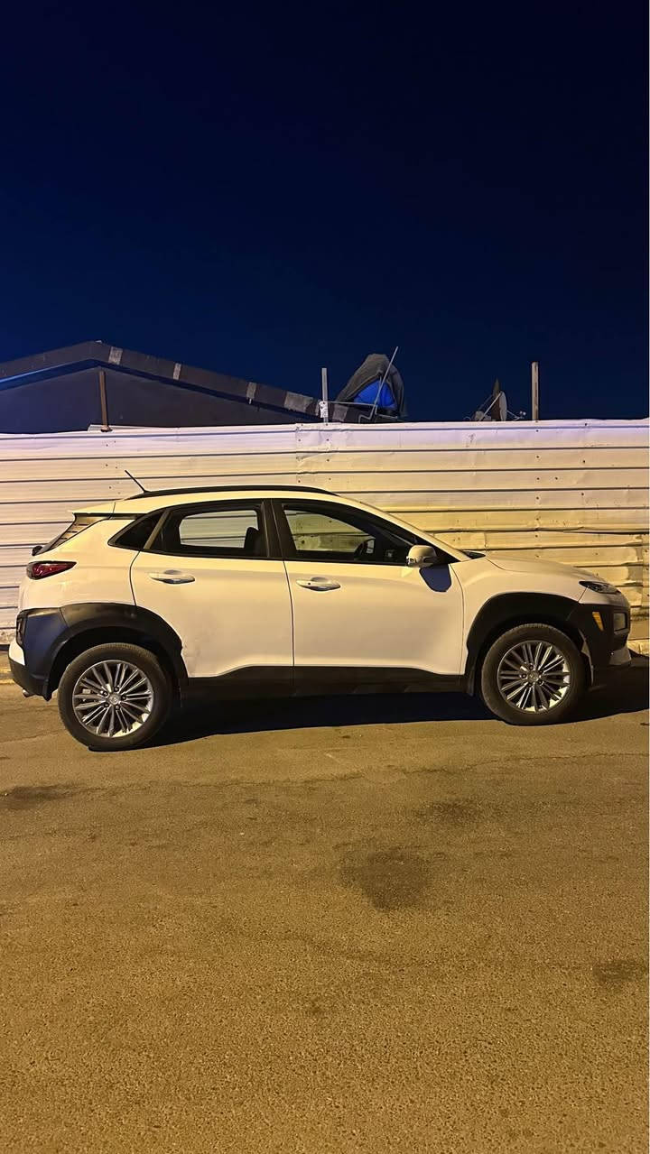 🚘 للبيع Hyundai Kona 🚘

🔹 الموديل: 2021 ماشيه 63 ميل
🔹 اللون: أبيض 🤍
🔹 الوارد: أمريكي 🇺🇸
🔹 المواصفات: فول ما عدا الفتحة
🔹 الحالة: ممتازة جدًا
🔹 الصبغ: باب +جاملغ صبغ تبديل،الصندوك
🔹 السعر: 12000$ 💵
🔹 الموقع: مطار بغداد الدولي
🔹 للاستفسار: *********** 📞 بغداد, العراق
