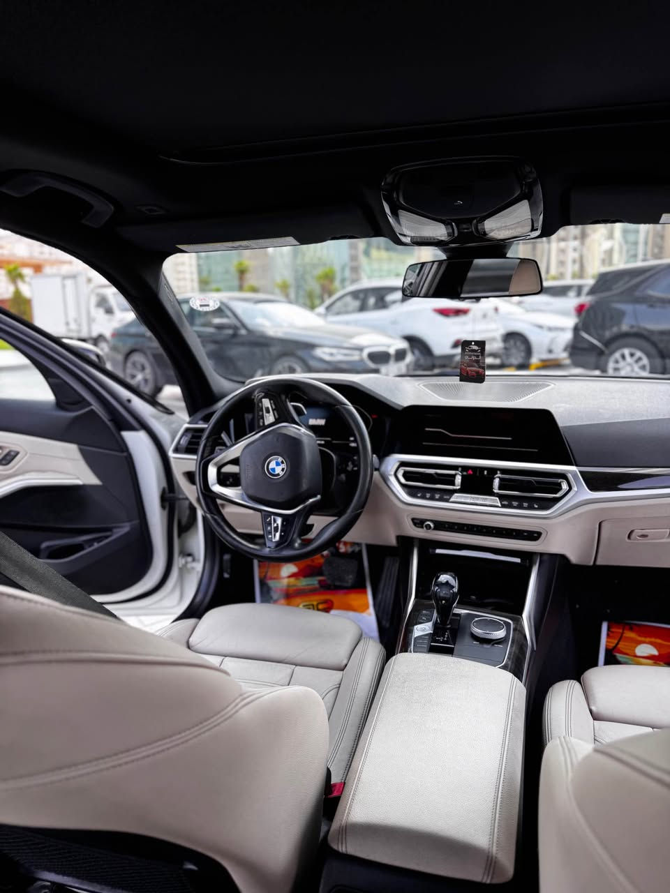 Bmw 330i s drive كلين 
بي ام 330i دفع خلفي فول كلين بدون صبغ 
داخل بيج 
سيارة ما بيه رصعة شخط صبغ مكفول 
بس بيه دعامية امامية واي شبر بونيت تعديل 
و ايرباك ستيرن طاك 
گير محركات اب شرط 
سعر كلش مناسب 
سعر 239 ورقة مجال بدون مراوس 
ماشية ٦٠ الف مايل 
مكان السيارة اربيل 
واتساب *********** أربيل, العراق
