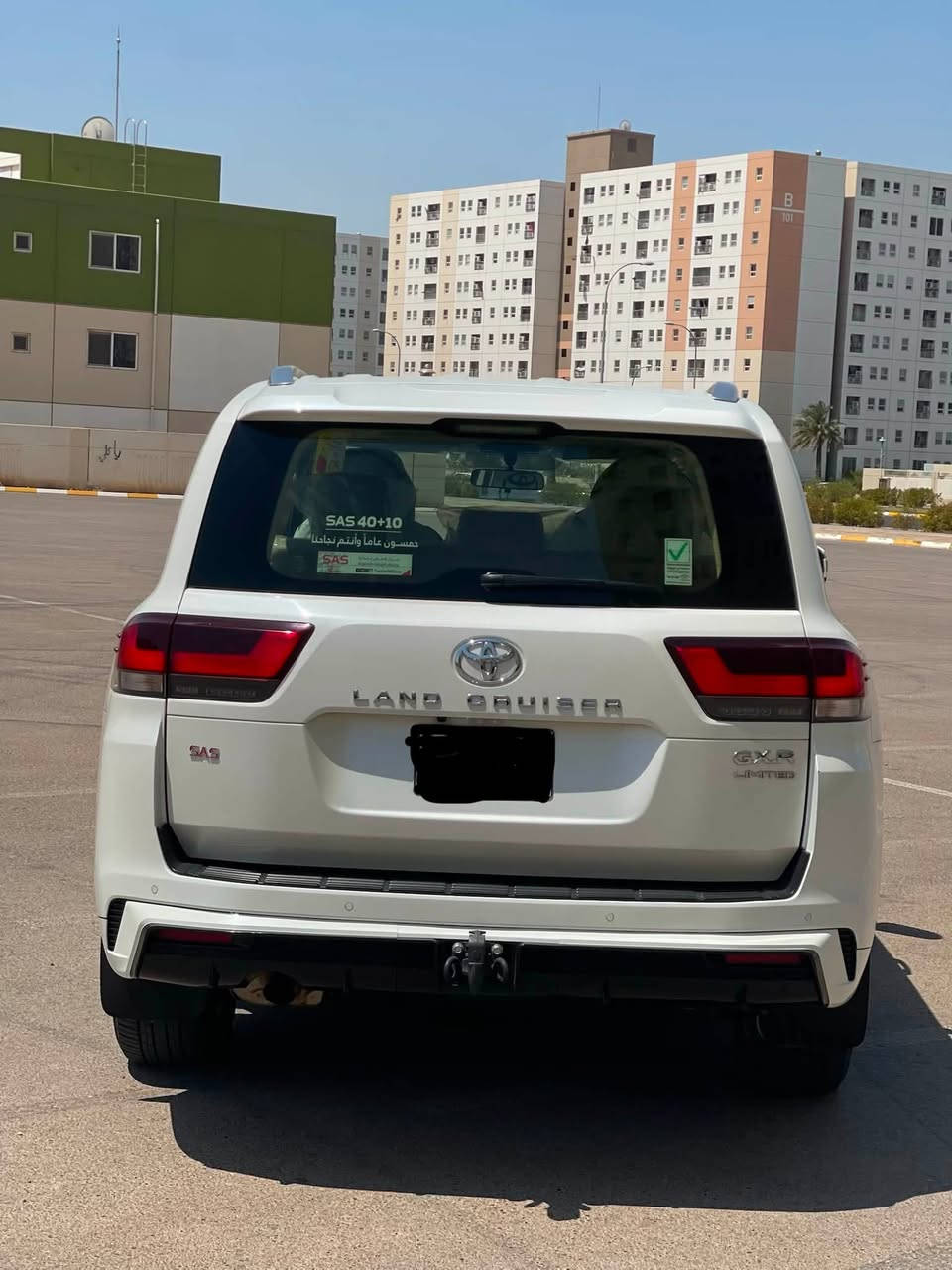 سلام عليكم
‏Toyota لاندكروزر  ساز 
موديل (2024) رقم بغداد بسمي 
موصفاتها معروفه 
كفاله عامه من صبغ 
بيها بارد فقط 
ماشيه43الف 
مكاني بغداد بسمايه  
سعر(67) وقابل لتفاوض  
رقمي (***********)
