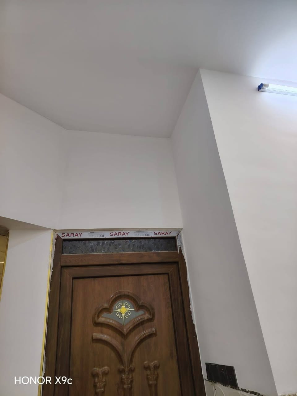 دار للبيع طابو صرف ١٧٥ متر واجهه ٧ متر وعمق ٢٥  بناا حديث   طابق ونصف  عنوان البيت كركوك حي النصر فرع عريض اتصل *********** يتكون من ٣ غرف واستقبال ومطبخ وصحيات وكراج
