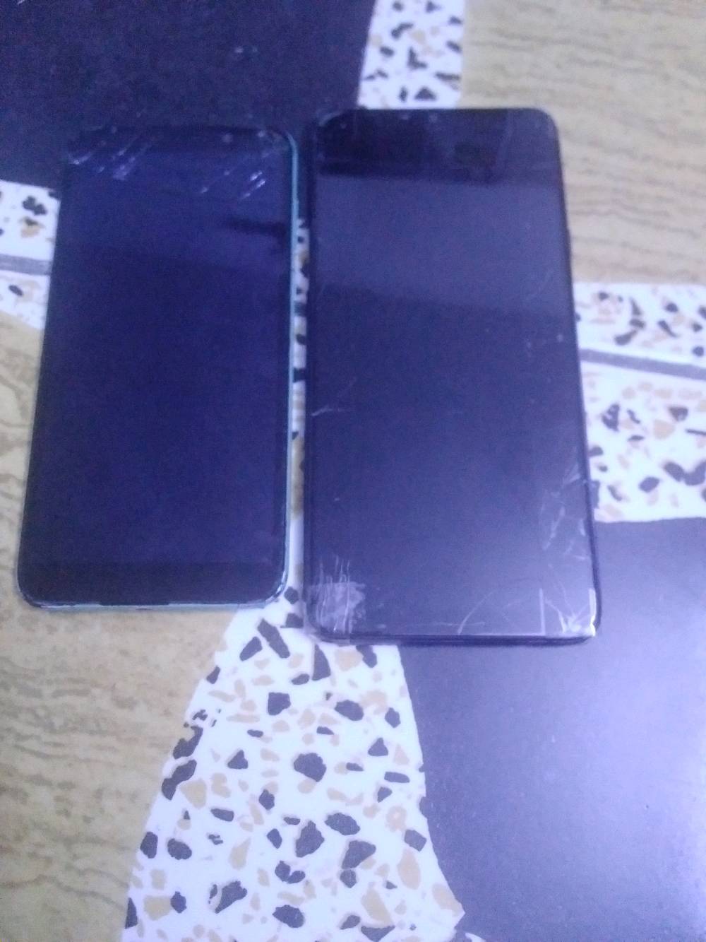 لسلام عليكم عندي جهازين samsung a20s و جهاز HUAWEI السامسونك بيه كسر من جوة الشاشة وبي هاي القطعة المكسورة من داخل الجهاز وتتصلح ب5الاف دينار والجهاز الثاني إلى هو هواوي بيه هم كسر بل شاشة من فوك وكل هاذ وبسعر 7٠الف وبي مجال✨