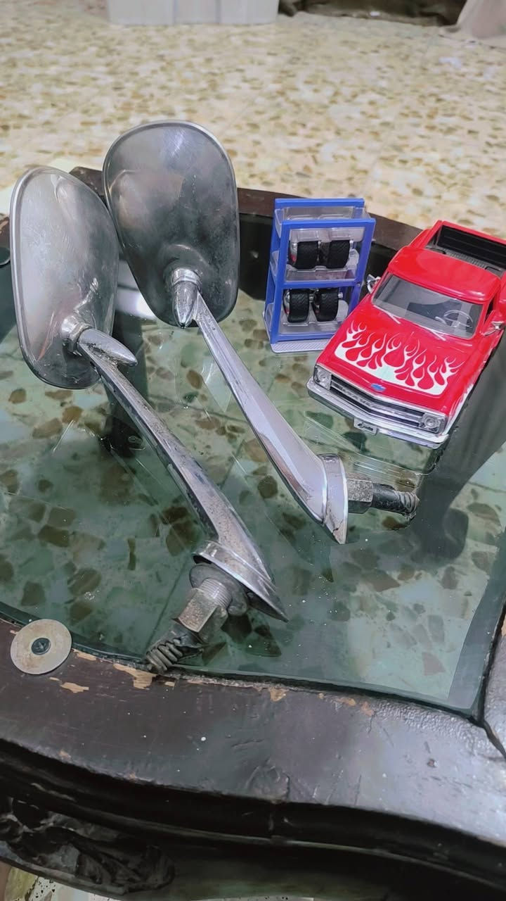 السلام عليكم اخوان مكلف بالنشر كماليات قديم متوفرات للبيع مكانهم بغداد
‏‪***********‬‏ رقم صاحبهم مكلف بالنشر
