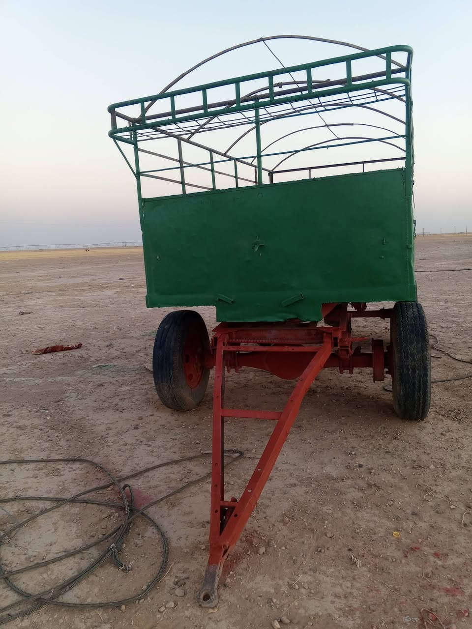 سلام عليكم  عربانه البيع  طول 4 متار اي خويس ما بيه عنوان صلاح الدين الحجاج  سعر خاص عل رقم  *********** اني مكلف بنشر  رجائن الي مو شراي الا يتصل
