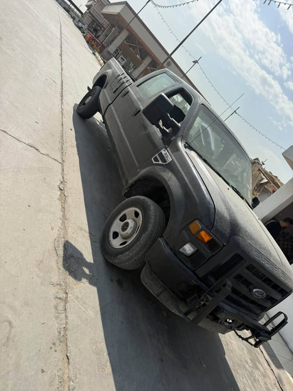 فورد F350 • موديل ٢٠٠٨ • مزاد الداخلية