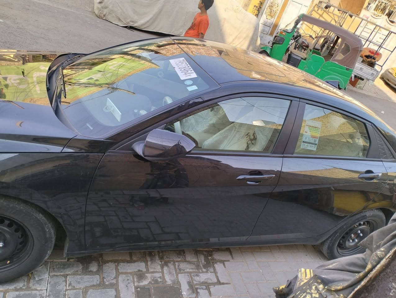 النتره موديل 24 وارد امريكي فول مواصفات 
ماشيه 60 بدون ايرباكات بدون لغود بدون شواصي وحادثهه موجود بل صوره ربع من البنيد وبيهه سونار المندلاوي
سعر 147
سياره بأسمي مكان حي اور بغداد
***********
