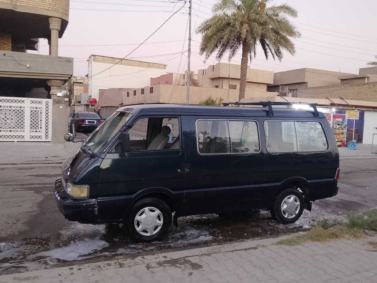 السلام عليكم كيه بستا موديل 1995 لون نيلي رقم حمل باقي على ستلام كير مكينه اكسل مكفولات  دوشمه جديده سياره جاهزه سعر 45 $ لاستفسار ***********
