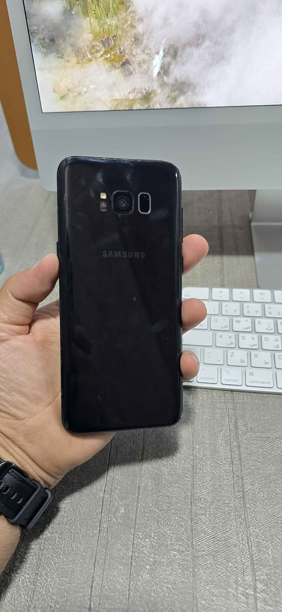 📱 Samsung Galaxy S8+ للبيع
جهاز أنيق بشاشة منحنية مميزة وأداء ممتاز، ويتميز بخيارات أمان متعددة تشمل بصمة العين + بصمة الإصبع + التعرف على الوجه 🔐
✨ أبرز المواصفات: • شاشة 6.2 إنش Super AMOLED بدقة Quad HD+
• ذاكرة RAM ‏4GB
• سعة تخزين 128GB مع دعم microSD
• كاميرا خلفية 12MP Dual Pixel مع OIS
• كاميرا أمامية 8MP Auto Focus
• بطارية 3500mAh
• شحن سريع + شحن لاسلكي ⚡
• مقاومة للماء والغبار IP68 💧
• USB Type-C + مدخل سماعة 3.5mm
• Bluetooth 5.0
• يدعم Samsung DeX
💰 السعر: 150 ألف دينار فقط
🚚 متوفر توصيل إلى جميع محافظات العراق
📞 للتواصل واتساب أو اتصال:
*********** بغداد, العراق
